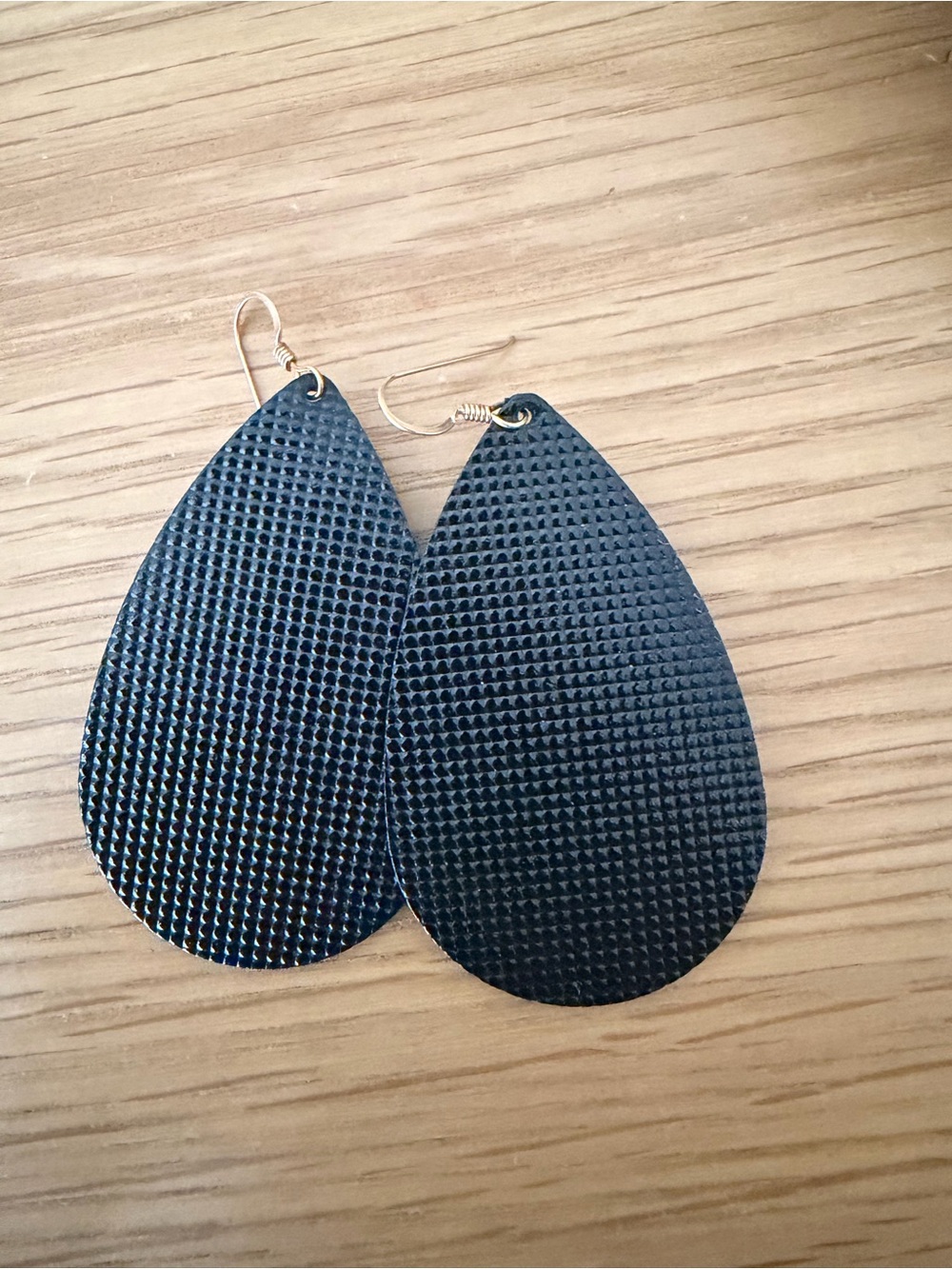 Black Textured Teardrop Dangle Earrings - Women Jewelry